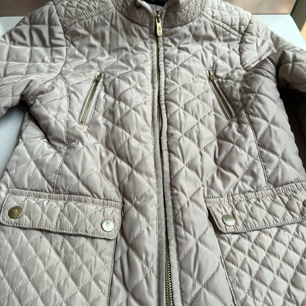 Lightly used jacket for girls